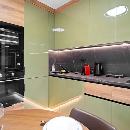 High-end Close To Old Town Bukarest