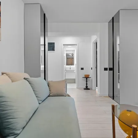 Apartment High-end Close To Old Town Bucharest