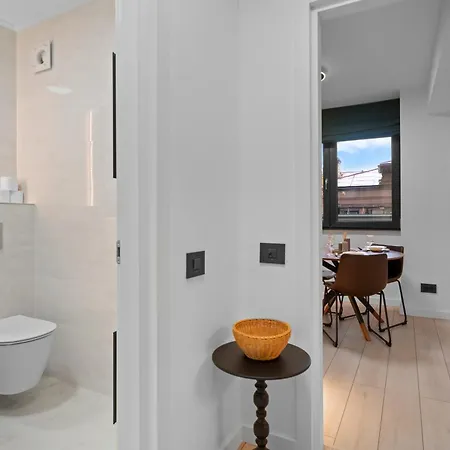 Апартаменты High-end Close To Old Town