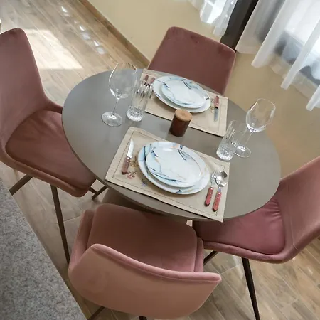 High-end Close To Old Town *