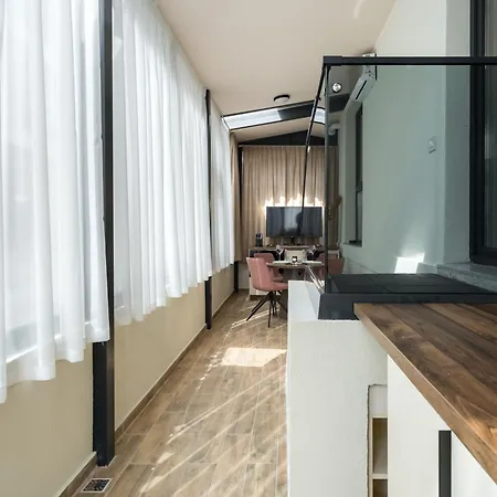 High-end Close To Old Town Appartement