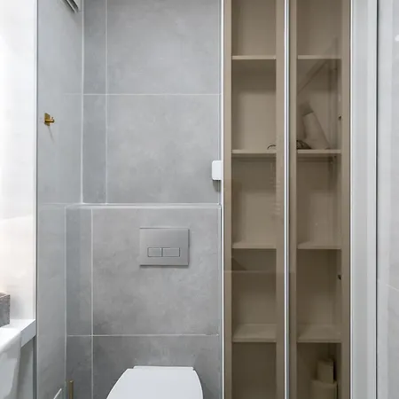 High-end Close To Old Town *