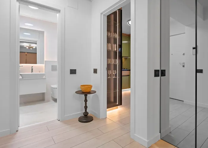 High-end Close To Old Town شقة