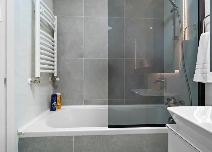 High-end Close To Old Town شقة *