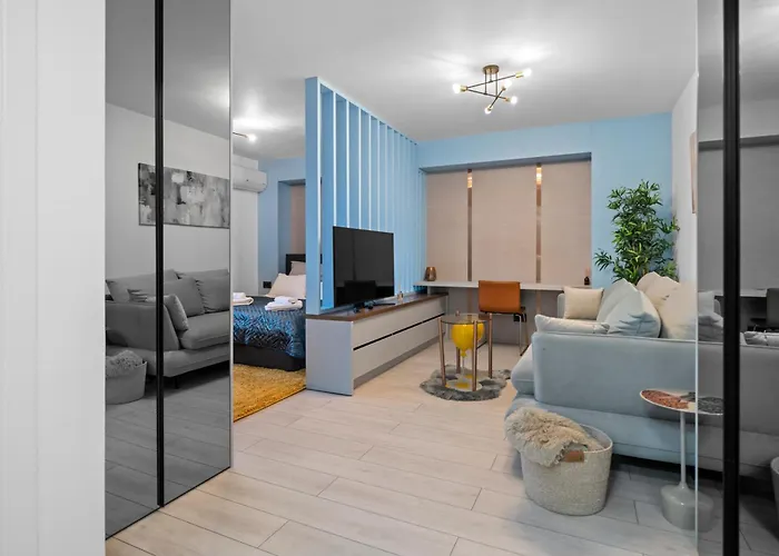 High-end Close To Old Town Lägenhet