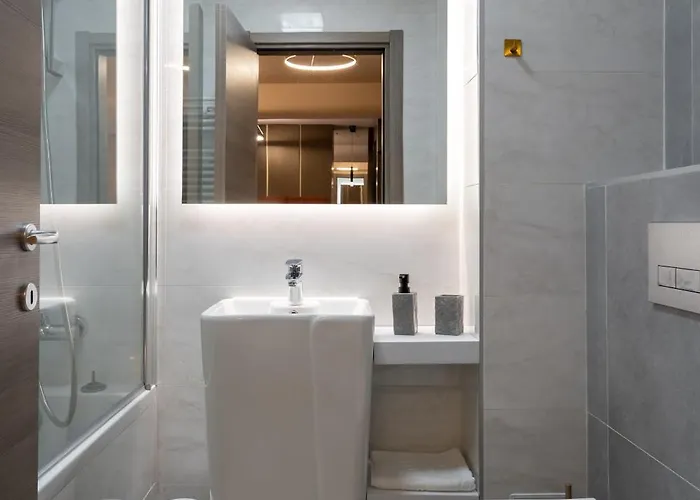 شقة High-end Close To Old Town *