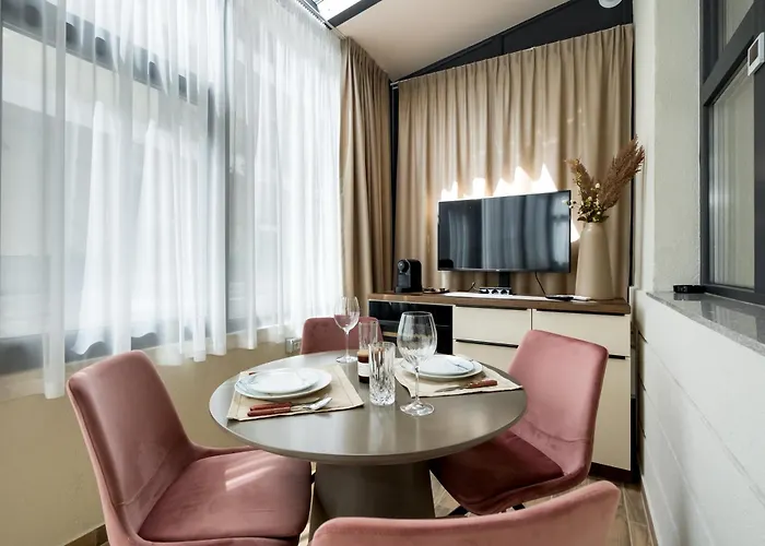 High-end Close To Old Town Lägenhet Bukarest