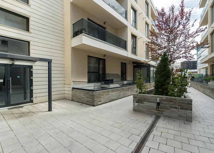 شقة High-end Close To Old Town *