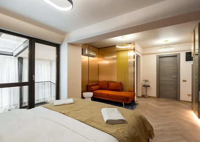 High-end Close To Old Town شقة