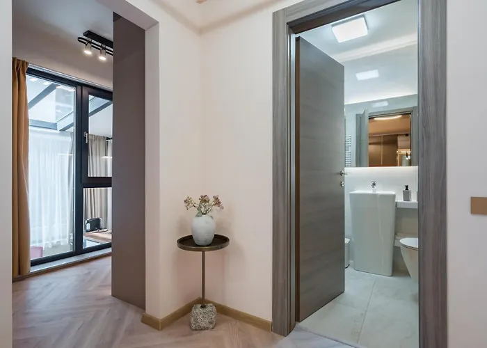 High-end Close To Old Town شقة