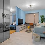 High-end Close To Old Town Lägenhet