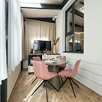 High-end Close To Old Town Lägenhet *